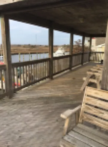 Soundfront Property With Gorgeous Sunsets And Easy Access For Water Sports!!