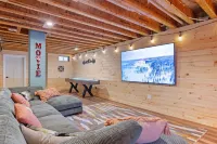 Vast Riverfront Resort - White Mountains Getaway Hotels in Campton