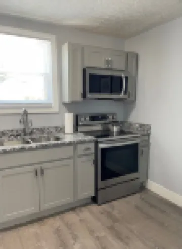 Holland Suites, Suite #2