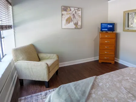 Luxury Cozy Palace Downtown Отели в г. Лафайетт