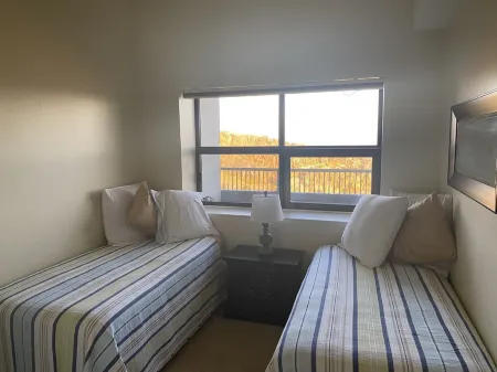 Seventh floor Mountain View condo.