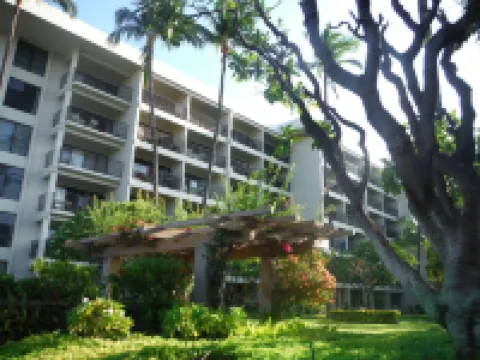 Cozy Ground Floor Condo at Kihei Akahi C-108 with A/C