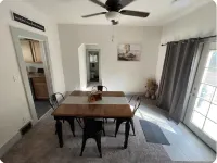 Skyline Retreat Charming 3-bedroom house with AC and WiFi in Cañon City