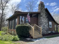 Log Home Leisure Hotels in Varick