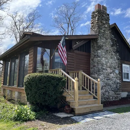 Log Home Leisure