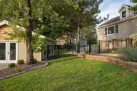 CALM, PEACEFUL COVE!  Lakefront Oasis w/ guest house + no stairs to huge dock!