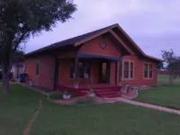Charming Lodge in Poth, TX