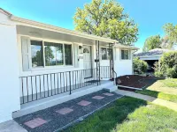 Central 5-BR Retreat with Basement Kitchenette & Convenient Freeway Access