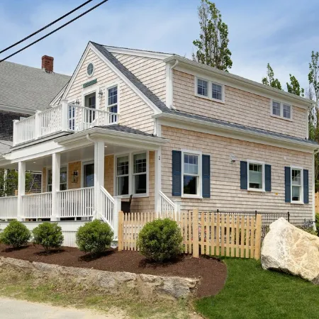 Luxury Monument Beach Villa /Short term rentals