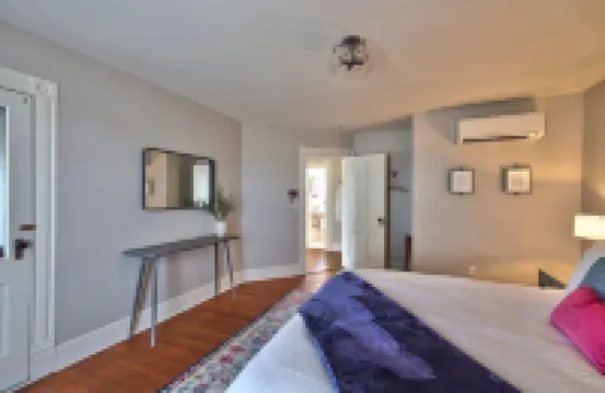 HISTORICAL VICTORIAN, BEAUTIFULLY RESTORED