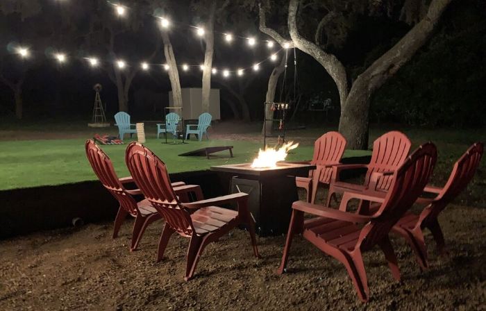 House w/1 acre, Spa & Outdoor Living