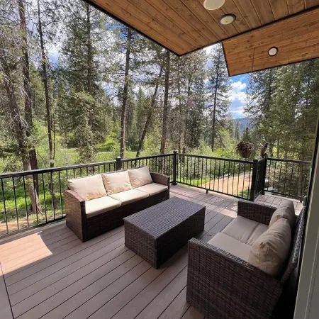 Tranquil Treasure House tucked in the trees of Terrace Lakes golf resort w/ pool