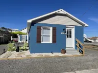 Cozy Historical Studio just steps from beach access! Newly Renovated