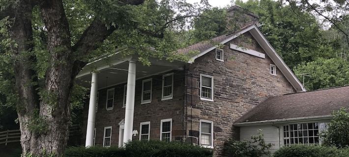 Historic home, serene patio, hiking; Minutes from Bedford Springs! Heated POOL! Hotels in Bedford County