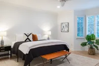 Home in Cuscowilla with Private Pool and Spa