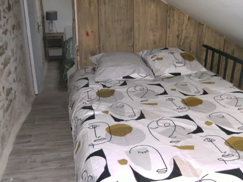 House sleeps 6 to 7 with SPA