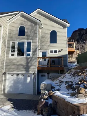 Ouray, CO Closest Townhome to Hot Springs Pool, Park, Trails