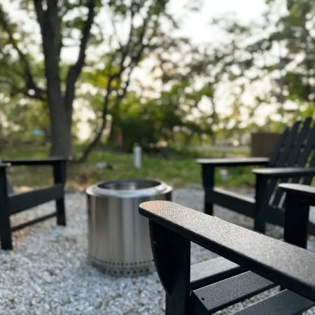 Modern Design - Fire Pit - Lake Access