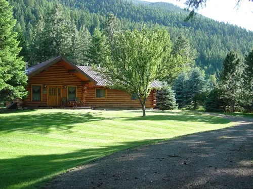 Quintessential Riverfront Montana Log Home Experience Hotels in Lincoln County