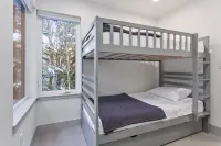 Contemporary and Cozy Cabin