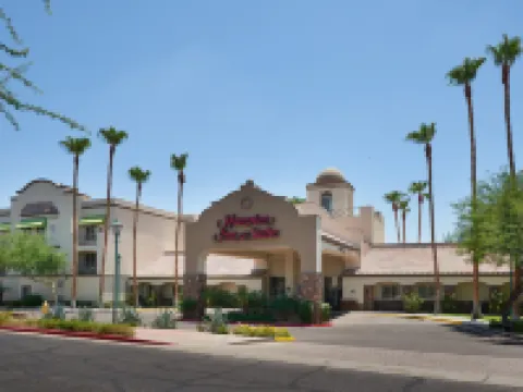 Hampton Inn & Suites Phoenix/Scottsdale Hotels near Desert View