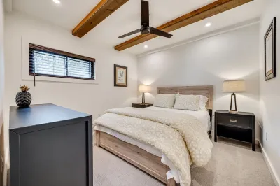Lakefront A-Frame- Family Friendly-Renovated-As Seen on the TV Show Staycation!