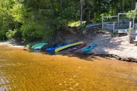 Six bedroom lake front cabin with hot tub and outdoor fire pit