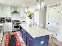Beautiful 4 bed with Pool + Spa