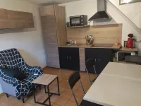 2-bedroom apartment 5 km from the beautiful beaches of Ile Rousse Hotels in Santa-Reparata-di-Balagna