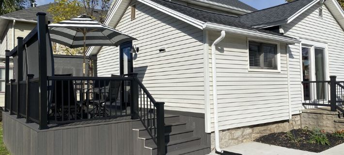 Williamsville Village Farm House  Convenient location for visting  Niagara Falls Hotels in Amherst