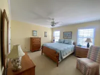 Private Dock - Intercoastal Waterway Views: 5 Bedrooms, 4 Baths, Large Porch! Hotels in Ocean Isle Beach