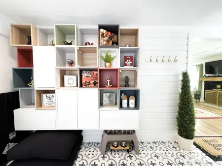 Pet-Friendly Bungalow - Close to UF & Downtown!