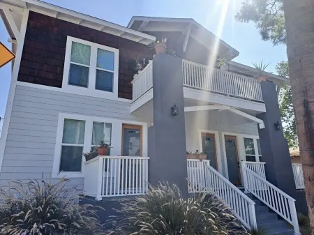 New Spacious 2 Bed 2 Ba Unit Near Disney & John Wayne Airport