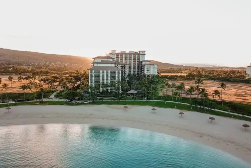 Incredible 3-bedroom villa with amazing secluded Lagoon in Ko Olina resort area. - Kitchen
