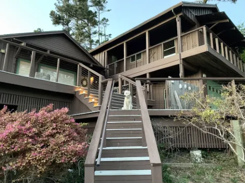 Ocean & River View EVC Hot & Cold Tubs Outdoor Shower Walk to Town Dog Friendly