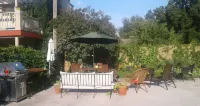 Cedarburg apartment in prime location on Washington Ave Hotels near Cedarburg Art Museum