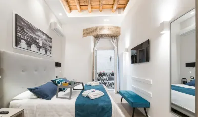 Apartment with 18th-Century Beams and Arches in the Most Photographed Alley in Trastevere Các khách sạn ở 