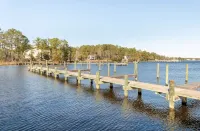 Modern Fishing Cottage with Boat Slip