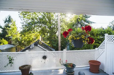 Spacious Cozy, Quiet 5 STAR Apartment & Secured Parking In Seattle Hotels in 