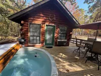 4 Moose Lodge ROMANTIC Log Cabin in the woods. Hot Tub & Wood Burning Fire Place