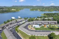Sunset Retreat at Kimberling City - pet friendly, ground floor condo, lake view