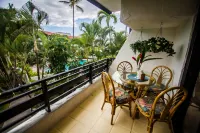 Oceanfront Condo Complex on Alii 1 bdrm,, Salt,Freshwater Pools Newly renovated