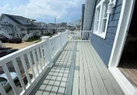 Renovated 2nd flr Condo 3 blocks from Ventnor beach, right off of Ventnor ave! Hotels in Ventnor City