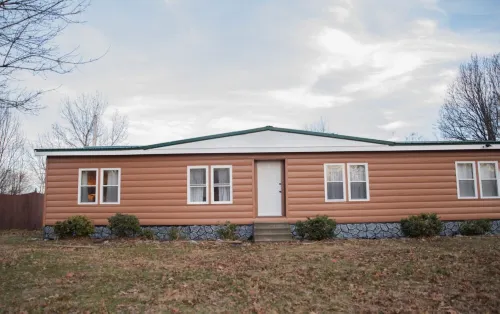 Crowns' Cabin at Ramp 11 Retreat by Concord Sun