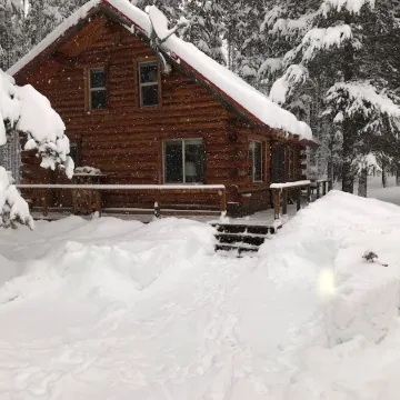 Bear Creek Cabin - A Slice of Montana Solitude