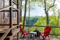 Lake View Adventure Cabin at Bear Bluff Retreat