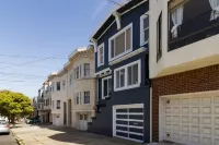 Remodeled 1BR Garden Apt in a perfect location Hôtels à : Sunset