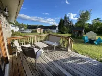 Welcome home in a welcoming town!