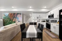 Clean, New, Cozy Home Near Lake, Top Golf, UVU, BYU