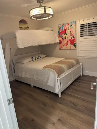 Love Shack on the Water Most desirable location on AMI